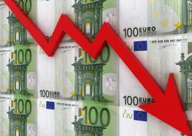 What caused the euro to fall?