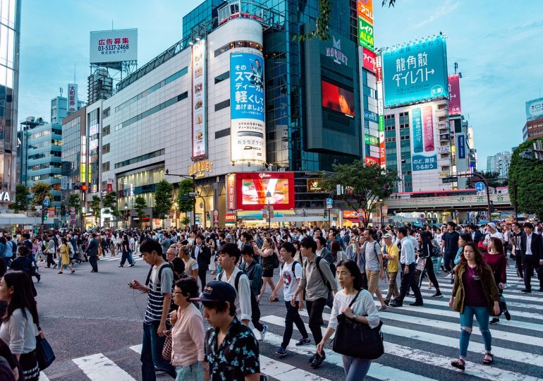 Какой вклад в экономику страны вносят работающие женщины в Японии