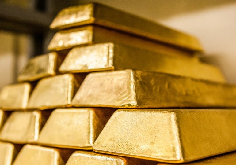 С начала года увеличился вывоз золота из России