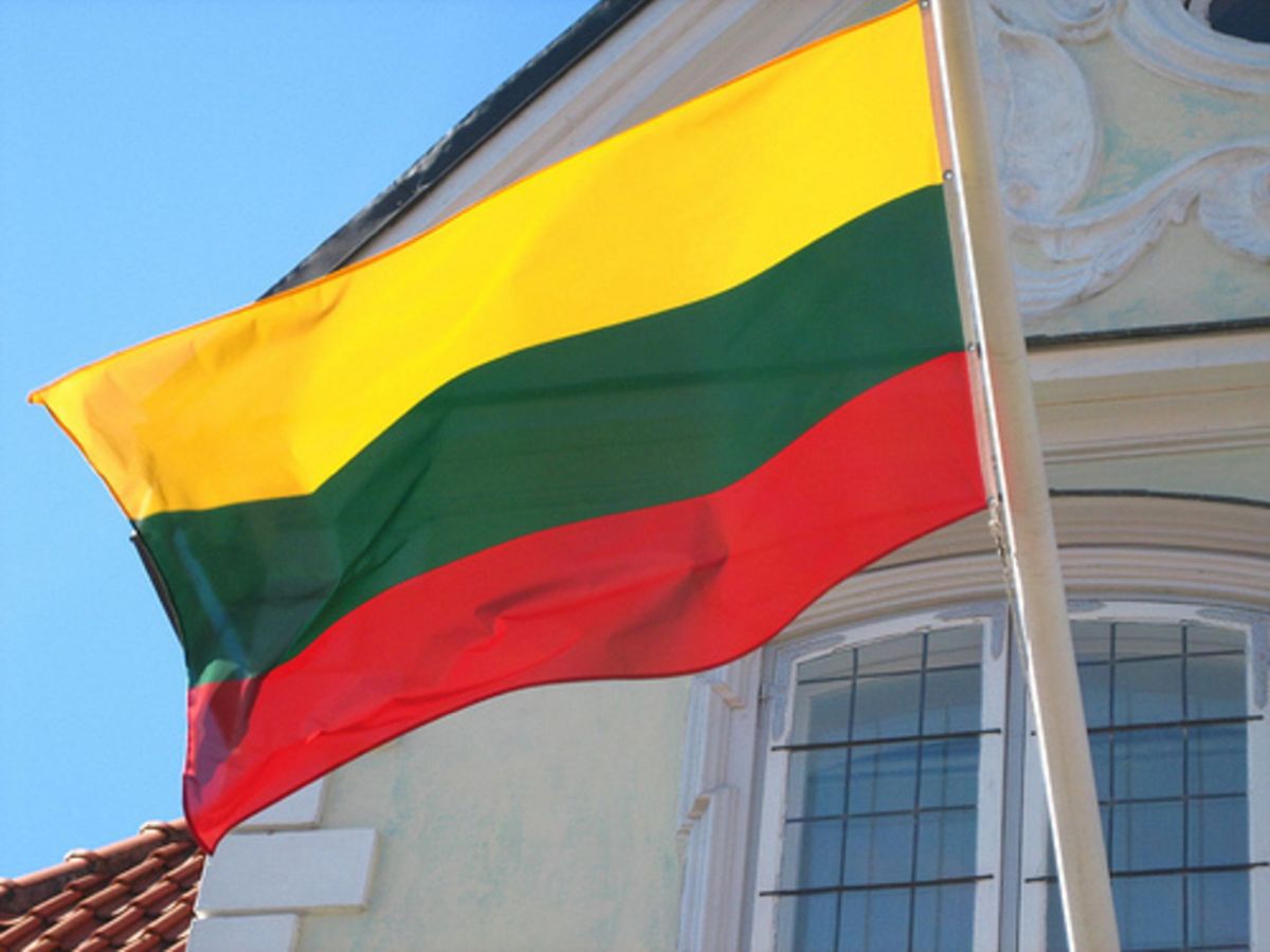 Размещение еврооблигаций Литвой на сумму в 2 млрд евро
