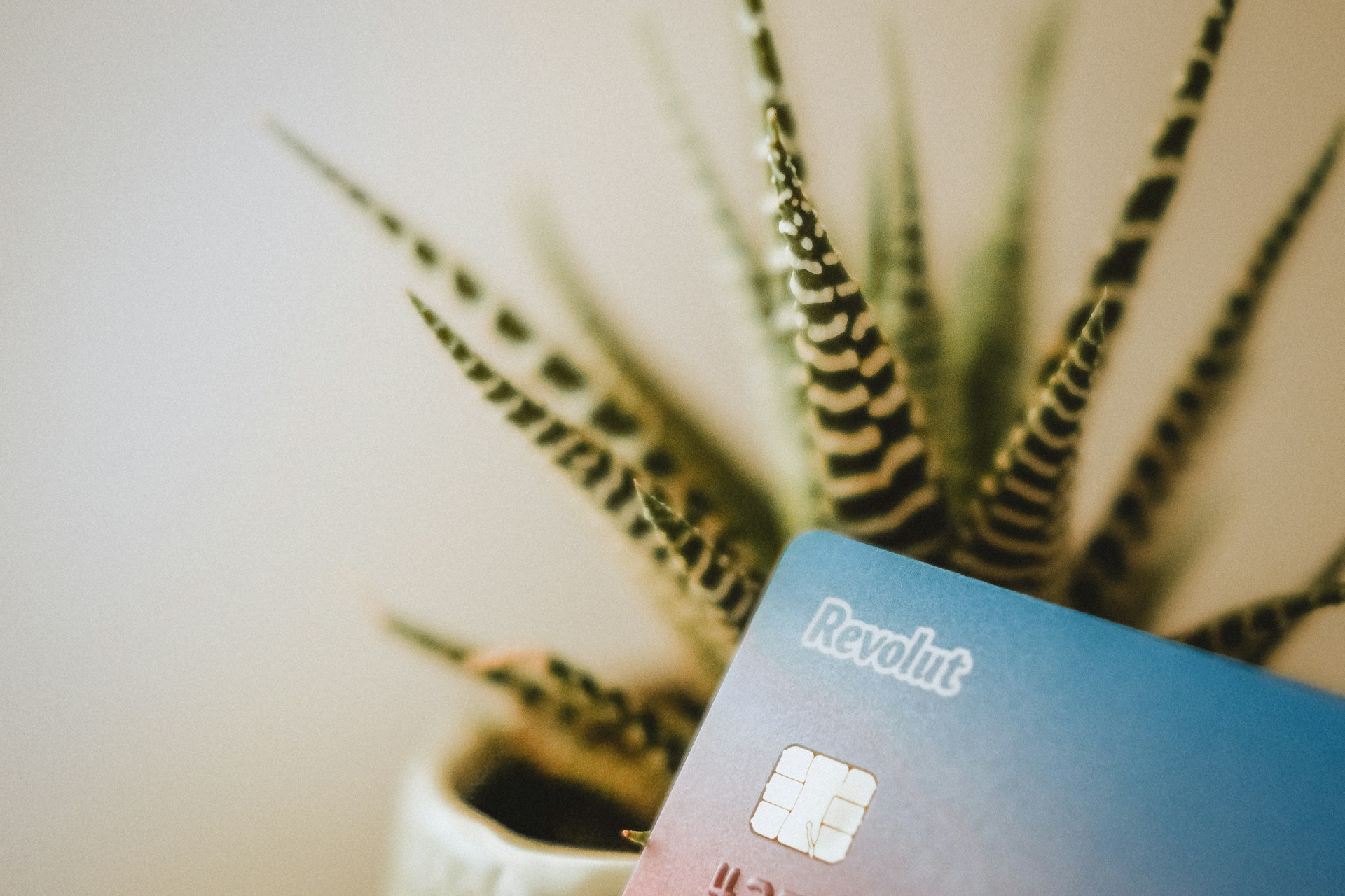 Акции Revolut пользуются спросом после получения банковской лицензии